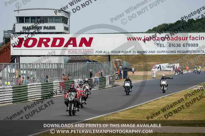 Vintage motorcycle club;eventdigitalimages;mallory park;mallory park trackday photographs;no limits trackdays;peter wileman photography;trackday digital images;trackday photos;vmcc festival 1000 bikes photographs